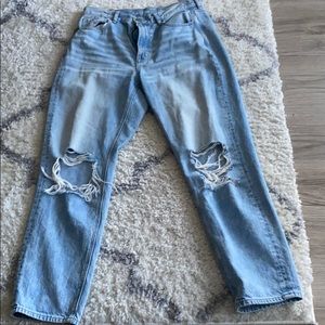 American Eagle Mom Jeans